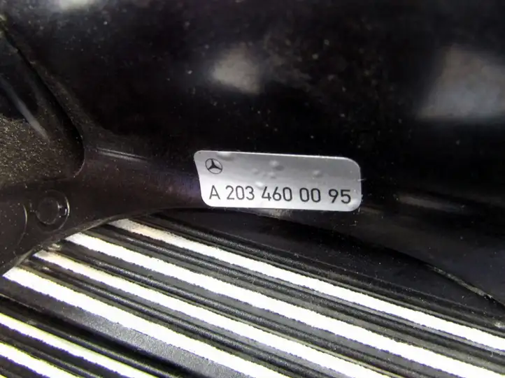 Mercedes-Benz C W203 (2000 - 2007) Оплётка рулевого колеса — фото 1