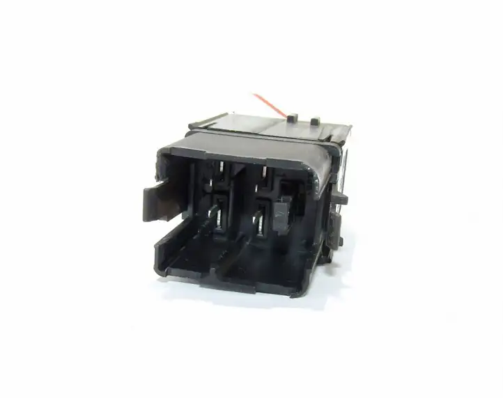 Volkswagen Golf V (2003 - 2009) Включатель аварийных фонарей — фото 2