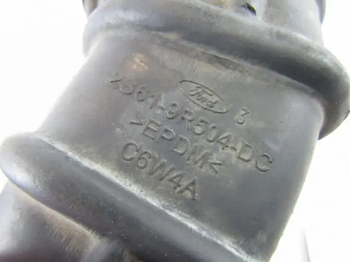 Ford Fiesta (2000 - 2005) Детали воздухозаборника — фото 3