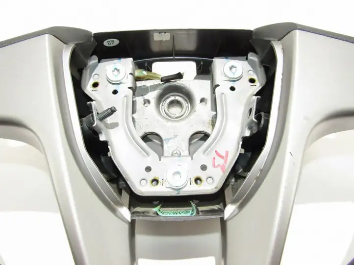 Hyundai i20 (PB PBT) (2008 - 2012) Руль — фото 1