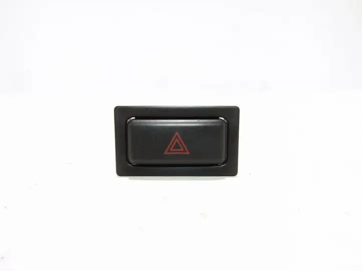 Toyota Land Cruiser (HDJ90) (1996 - 2002) Включатель аварийных фонарей — фото 4