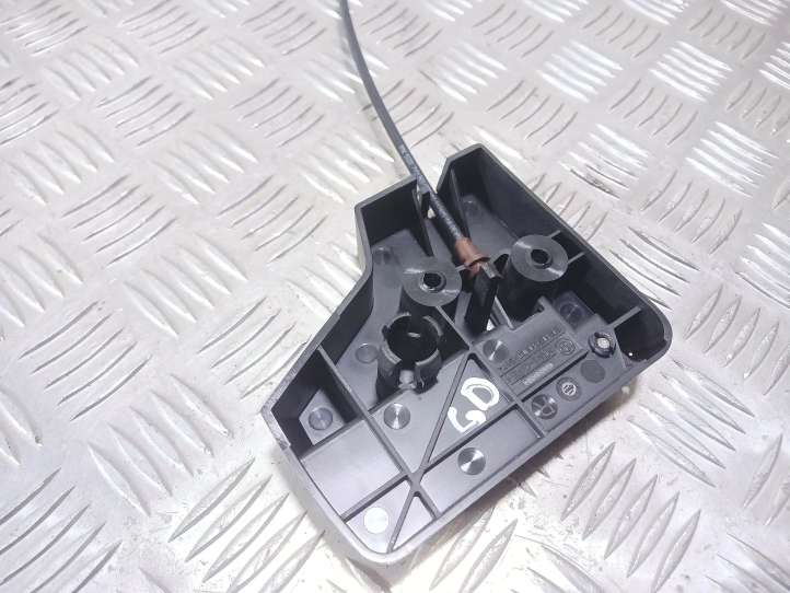 BMW 1 E82 E88 (2007 - 2014)  7151369 Ручка для отгибания опоры спинки сиденья