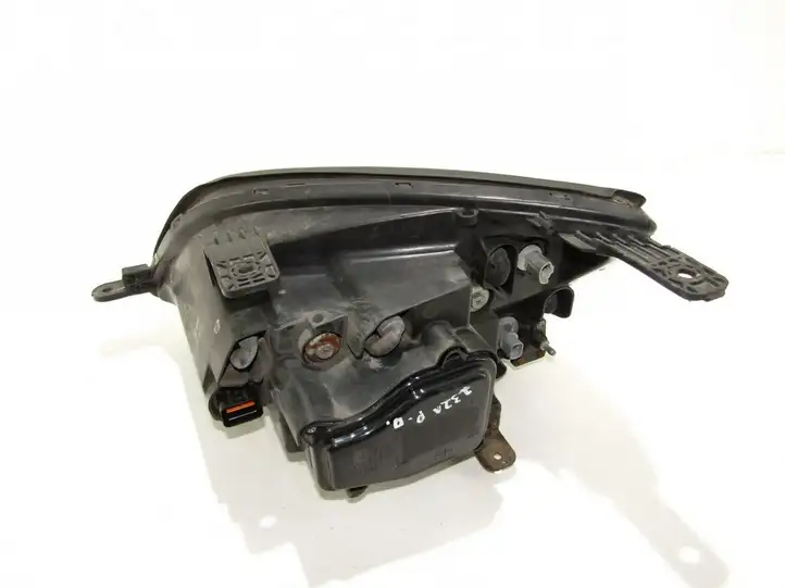 Opel Antara (2011 - 2017) Передняя фара — фото 2