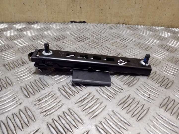 Land Rover Range Rover Sport (2013 - 2017)  616773300 Регулировочная планка ремня безопасности