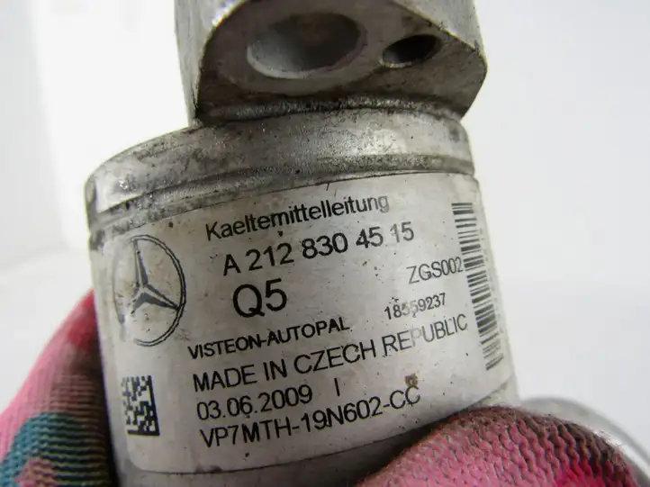 Mercedes-Benz E W212 (2009 - 2016) Трубки и шланги кондиционера — фото 2