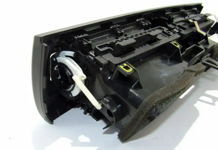 BMW 1 F20 F21 (2011 - 2019) Центральный воздушный дефлектор — фото 10