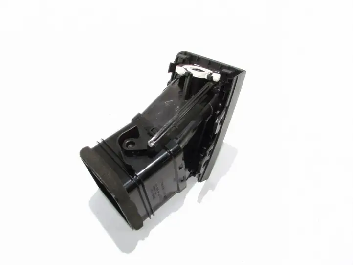 Hyundai H-1, Starex, Satellite (2004 - 2007) Центральный воздушный дефлектор — фото 4
