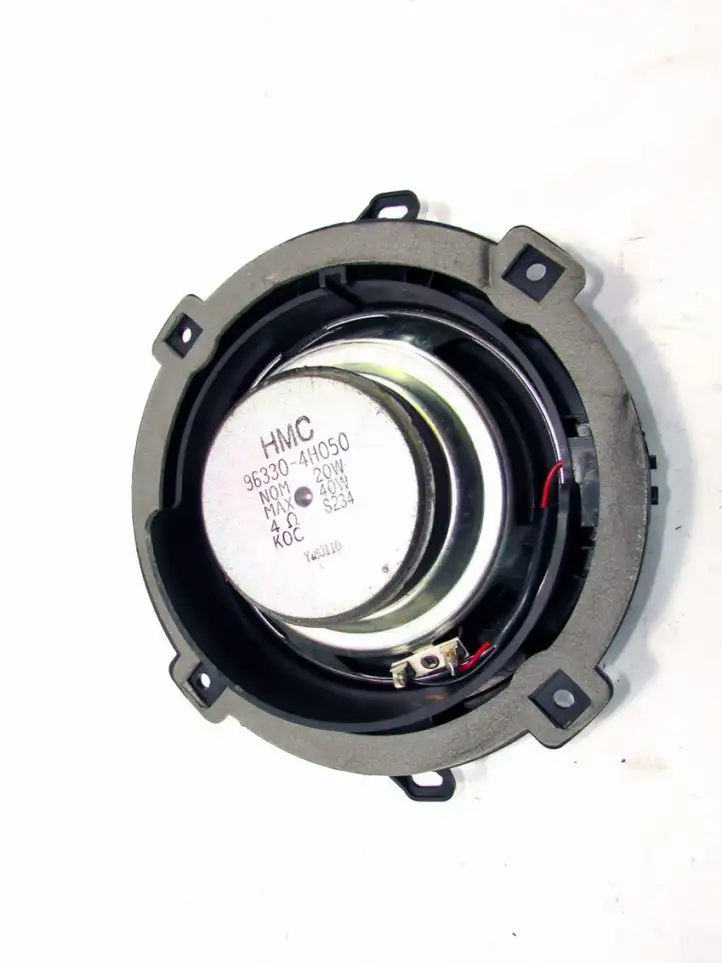 Hyundai H-1, Starex, Satellite (2004 - 2007) Динамики задних дверей — фото 4