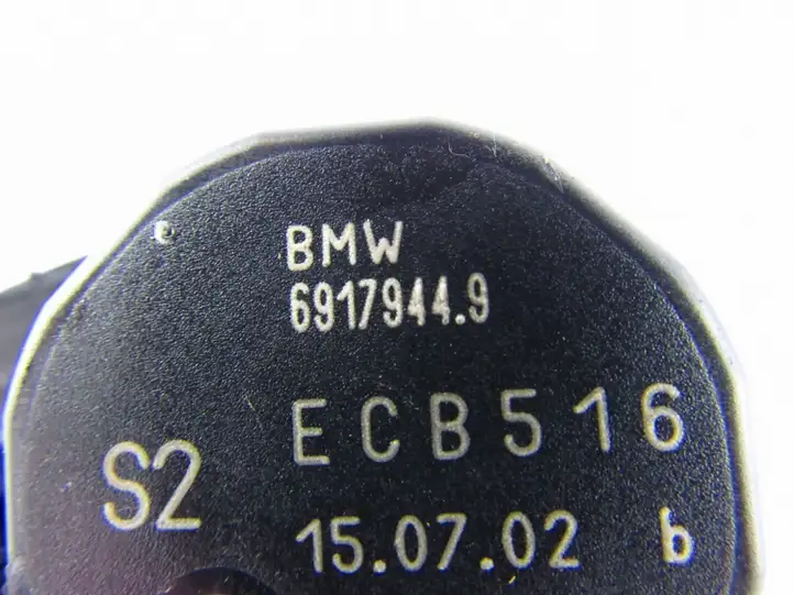 BMW 5 E39 (1996 - 2003) Двигатель задвижки потока воздуха — фото 4