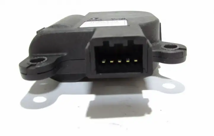 Hyundai H-1, Starex, Satellite (2007 - 2013) Двигатель задвижки потока воздуха — фото 4