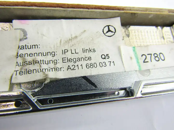 Mercedes-Benz E W211 (2002 - 2009) Центральная отделка панели приборов — фото 3