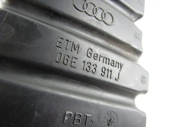 Audi Q5 SQ5 (2008 - 2012) Шланги системы охлаждения — фото 1
