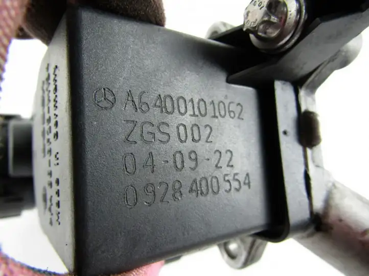 Mercedes-Benz A W169 (2004 - 2012) Шланг сапуна — фото 6