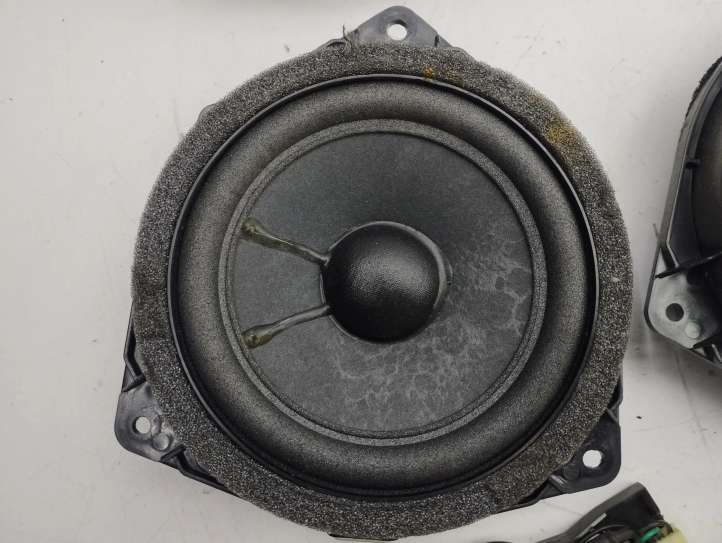 Lexus GS 300 350 430 450h (2004 - 2007)  861600WB10 Комплект звуковой системы