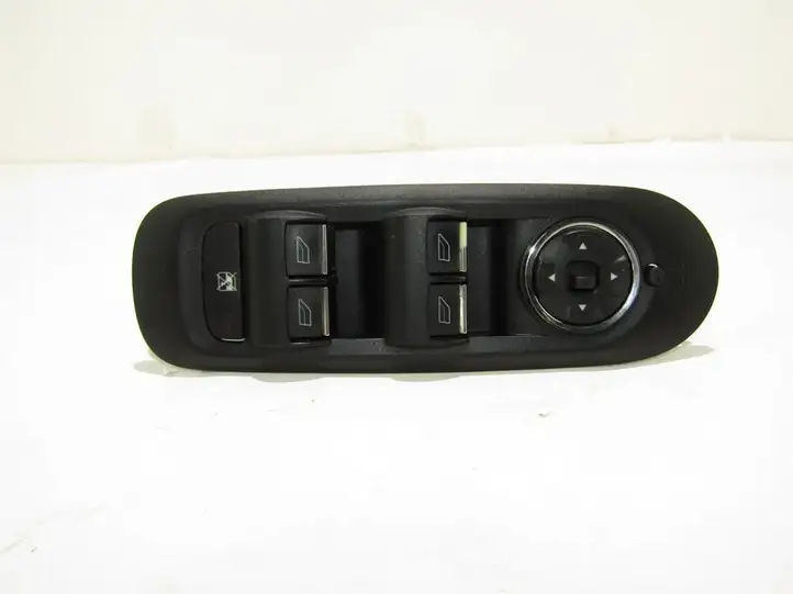 Ford Mondeo MK IV (2007 - 2014) Кнопка стеклоподъемников — фото 1