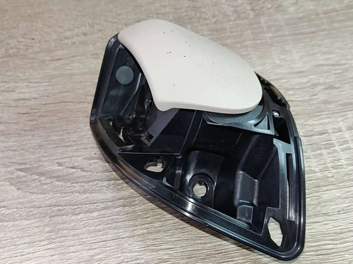BMW 2 F22 F23 (2017 - )  7315576 Ручка для отгибания опоры спинки сиденья