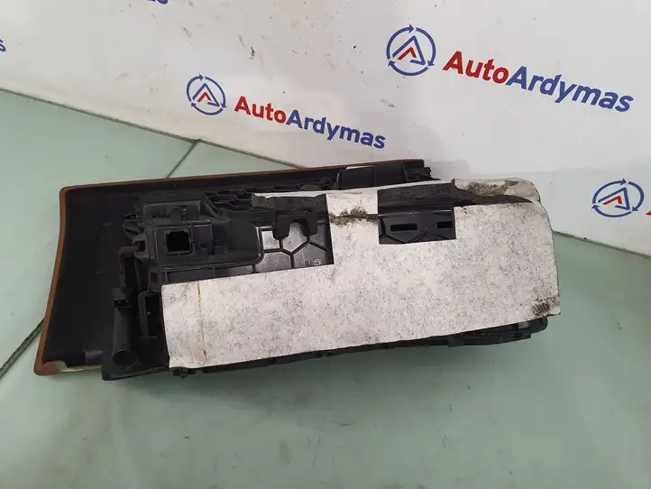 BMW 3 F30 F35 F31 (2012 - 2018) 51169239346 Вещевой ящик — фото 3