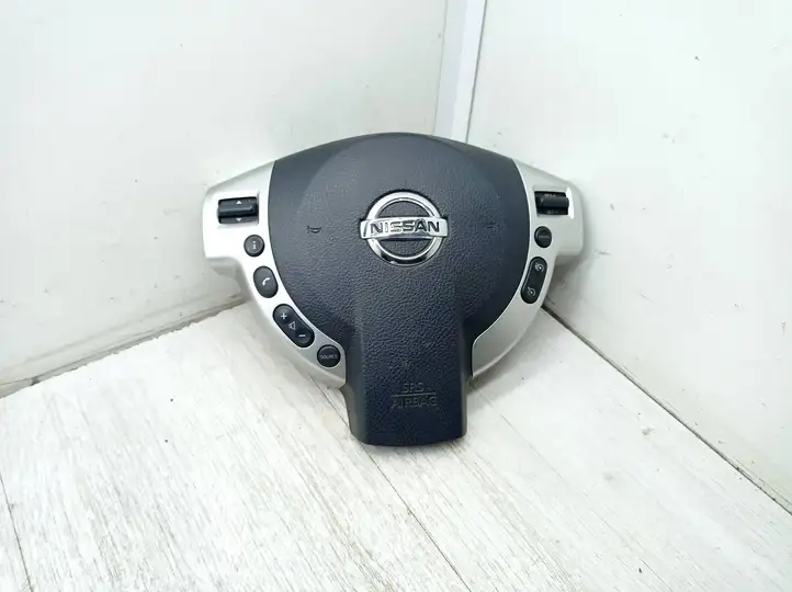 Nissan Qashqai (2010 - 2013) Bampt11746 Подушка безопасности руля — фото 1