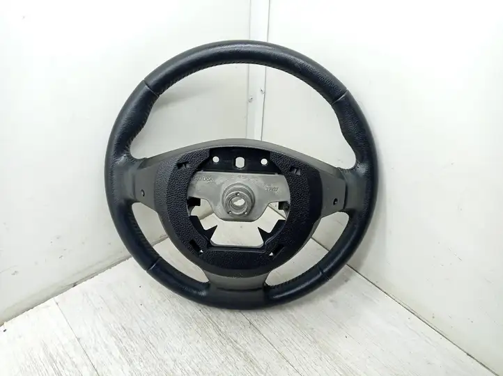 Nissan Qashqai (2010 - 2013) Руль — фото 3