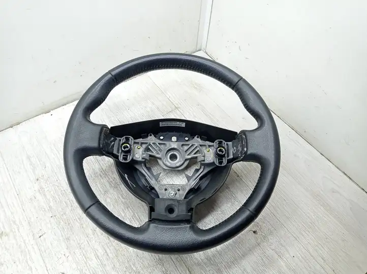 Nissan Qashqai (2010 - 2013) Руль — фото 4