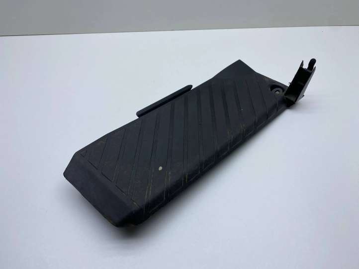 Audi A3/S3 8P (2004 - 2008)  8P1864777 Опора ноги