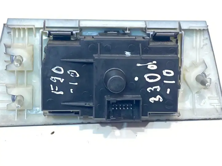 BMW 3 E90 E91 (2005 - 2012) 9169404 Включатель фонарей — фото 2
