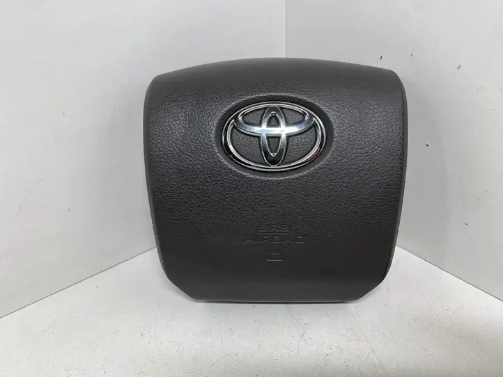 Toyota Land Cruiser (J150) (2009 - ) Подушка безопасности руля — фото 1