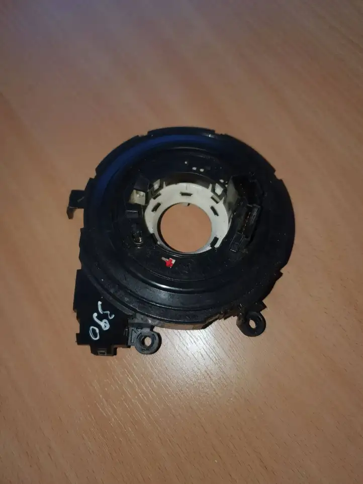 BMW 5 F10 F11 (2009 - 2016) 04308130 Контактное кольцо SRS — фото 1