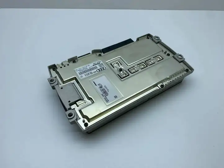 Audi A7 S7 4G (2010 - 2014) 4G0035223A Усилитель звука — фото 3