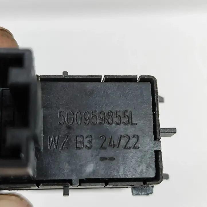 Volkswagen Golf VIII (2019 - ) 5G0959855L Блок кнопок стеклоподъемников — фото 6
