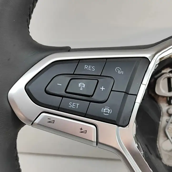 Volkswagen Golf VIII (2019 - ) 312790881340AE Руль — фото 3