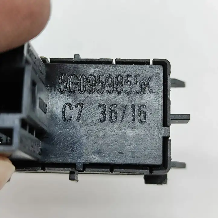 Skoda Superb B8 (3V) (2015 - 2023) 5G0959855K Блок кнопок стеклоподъемников — фото 7