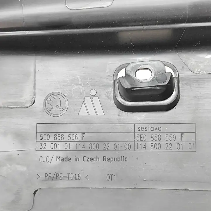 Skoda Octavia Mk3 (5E) (2013 - 2019) 5E0858566F Обшивка рулевой колонки — фото 7