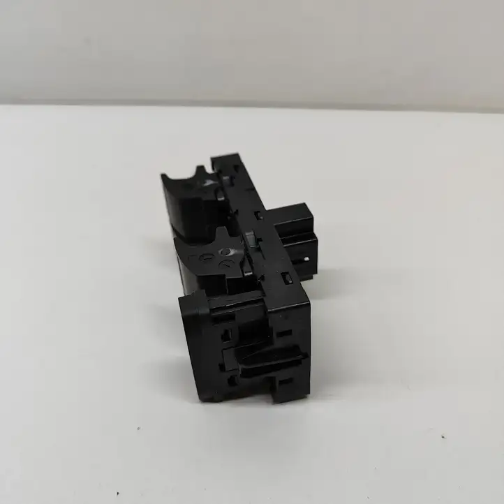 Skoda Octavia Mk3 (5E) (2013 - 2019) 5E0959857A Блок кнопок стеклоподъемников — фото 2