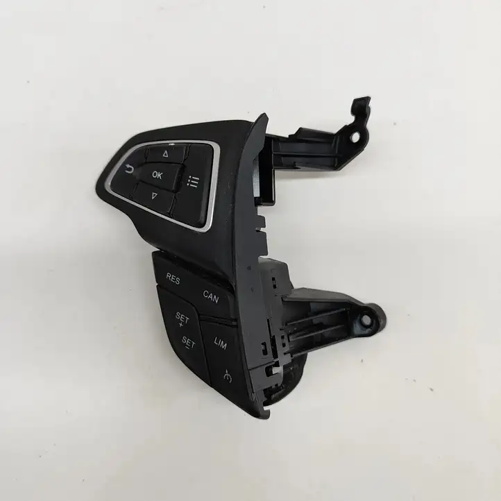 Ford Ecosport (2018 - ) GN159E740CA Кнопки на рулевом колесе — фото 1