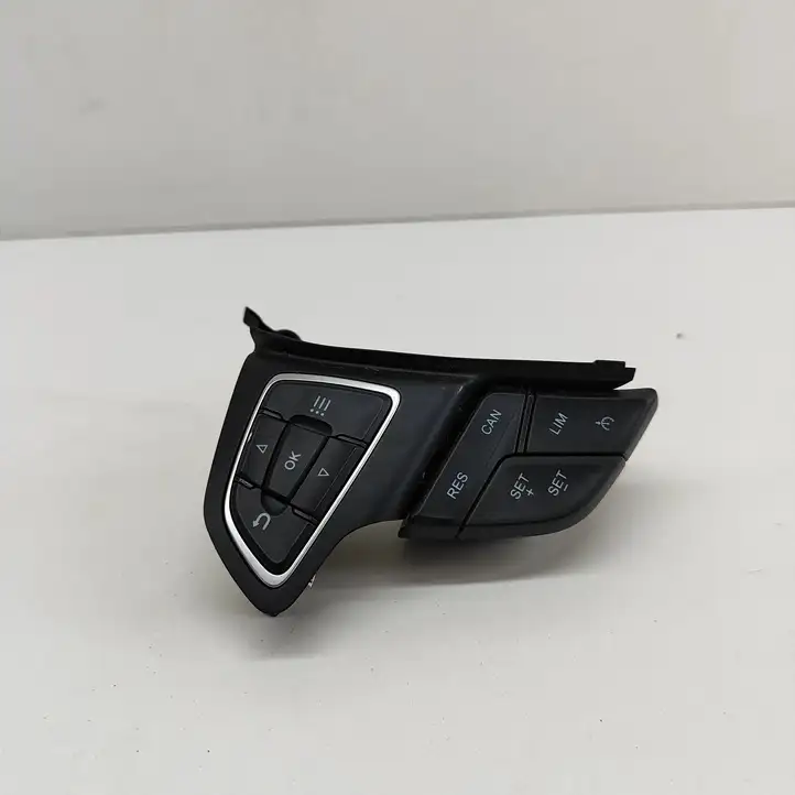 Ford Ecosport (2018 - ) GN159E740CA Кнопки на рулевом колесе — фото 5
