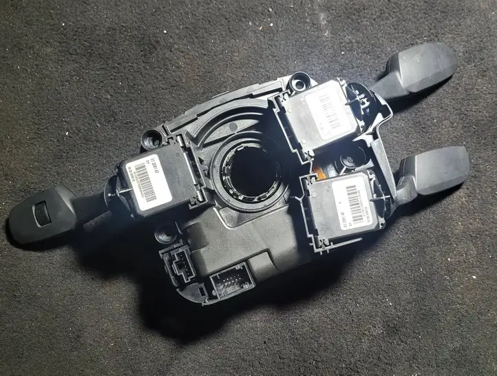 BMW 1 E81 E87 (2004 - 2011) 9123043 Контактное кольцо SRS — фото 2