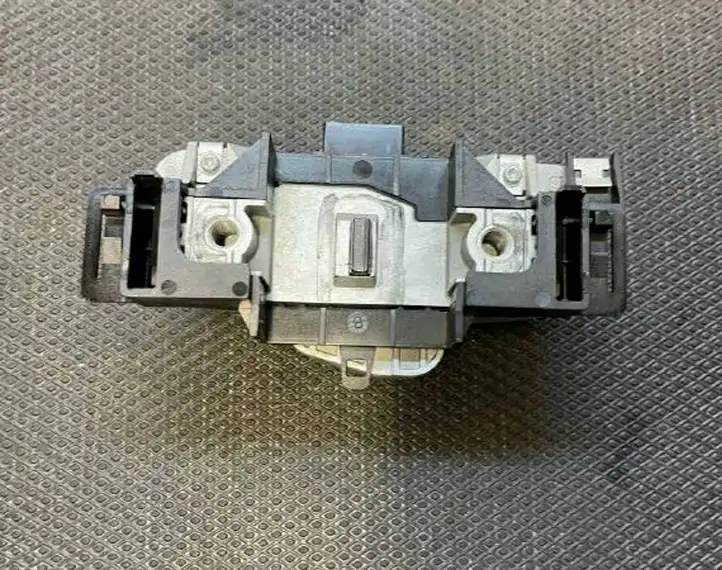 Volkswagen Jetta VI (2011 - 2018) 5K0905861B Блокиратор руля — фото 4