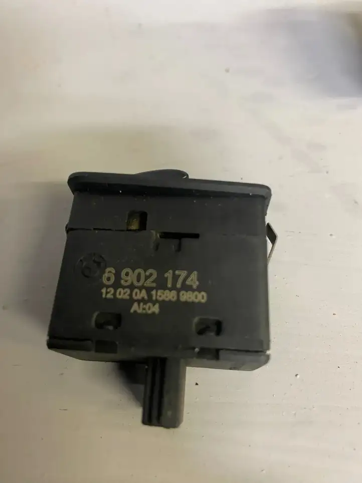 BMW 3 E46 (1998 - 2005) 6902174 Кнопка стеклоподъемников — фото 2