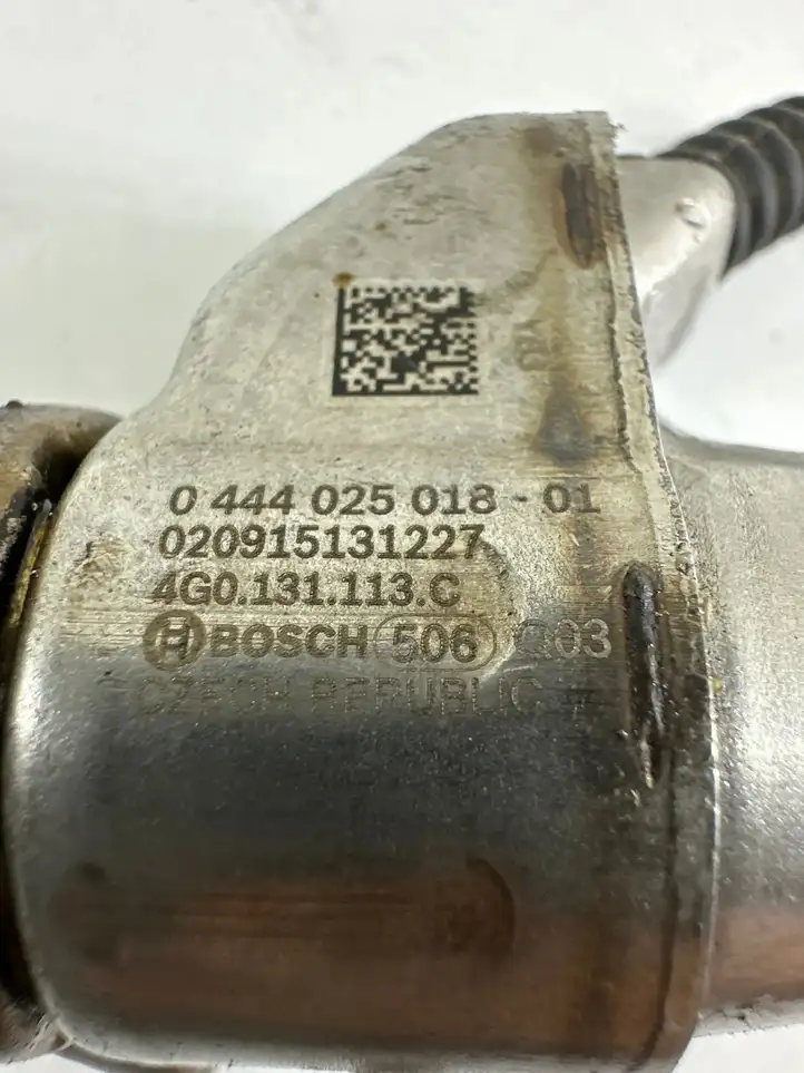 Audi A4 S4 B9 (2015 - 2019) 4G0131113C Форсунка AdBlue — фото 2