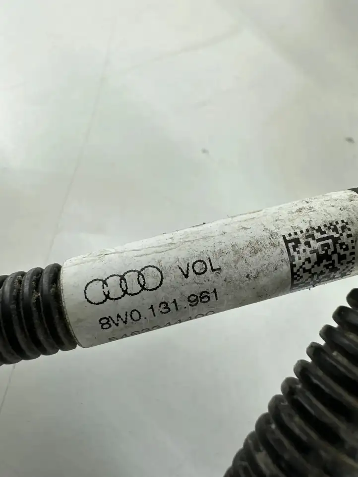 Audi A4 S4 B9 (2015 - 2019) 8W0131961 Трубка подачи AdBlue — фото 2