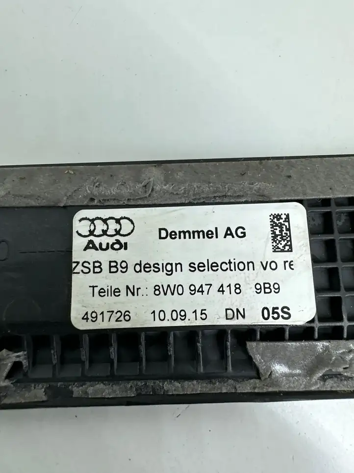 Audi A4 S4 B9 (2015 - 2019) 8W0947418 Внутренняя отделка переднего порога — фото 3
