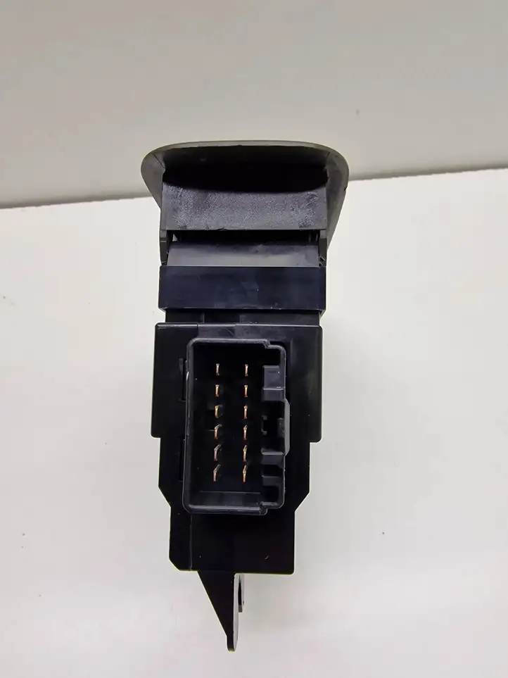 Volvo V70 (2000 - 2004) 09193383 Кнопка стеклоподъемников — фото 2