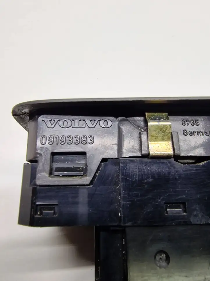 Volvo V70 (2000 - 2004) 09193383 Кнопка стеклоподъемников — фото 4