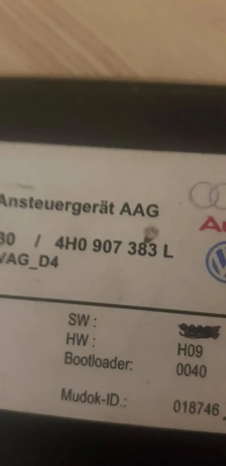 Audi A4 S4 B9 (2015 - 2019) 4h0907383l Блок управления фаркопом — фото 2