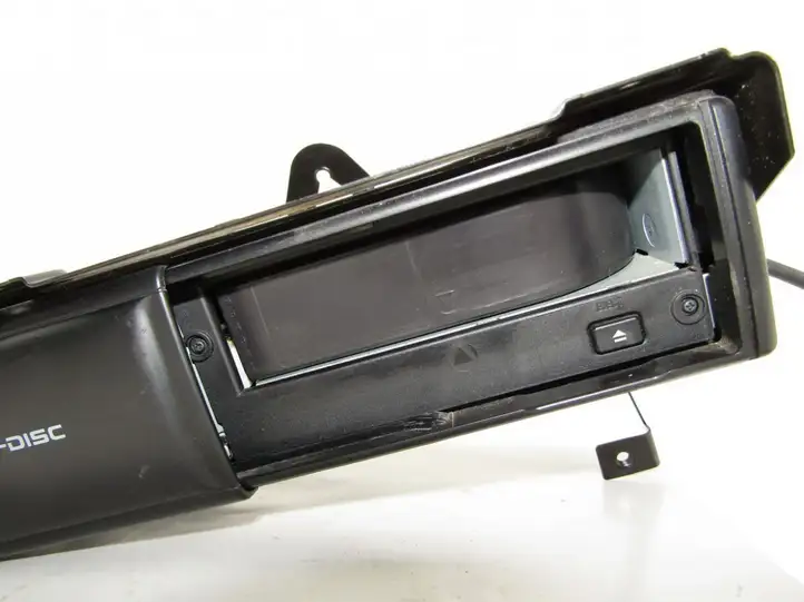 Volkswagen Touareg I (2002 - 2010) CD/DVD чейнджер — фото 6
