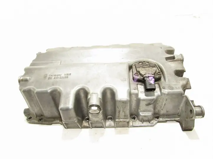 Volkswagen PASSAT B6 (2005 - 2010) Картер двигателя — фото 2