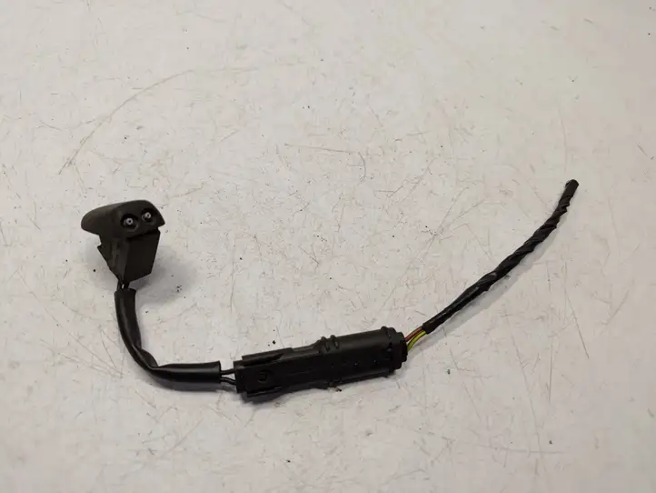 Mini One Cooper R50-53 (2000 - 2012) 61667146378 Форсунка омывателя лобового стекла — фото 1
