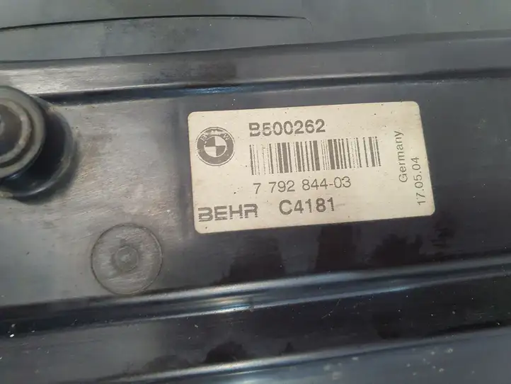 BMW 5 E60 E61 (2004 - 2010) 17427789824 Комплект радиаторов охлаждения — фото 7