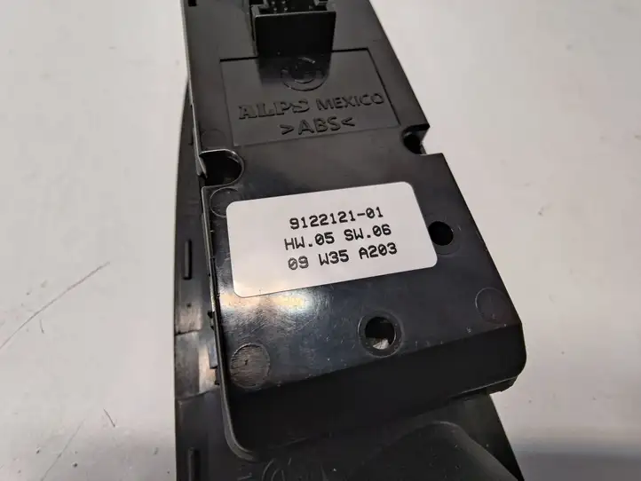 BMW X5 E70 (2006 - 2013) 9122121 Кнопка стеклоподъемников — фото 4